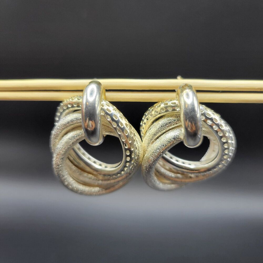 Unbranded Medium Interlocking Double Circle Stud Earrings Women Silver Fashion C